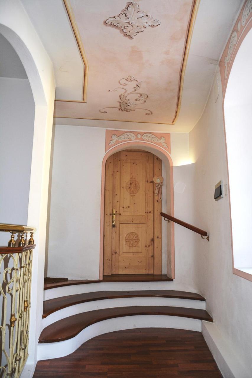 Sembenini Palace Riva Zewnętrze zdjęcie